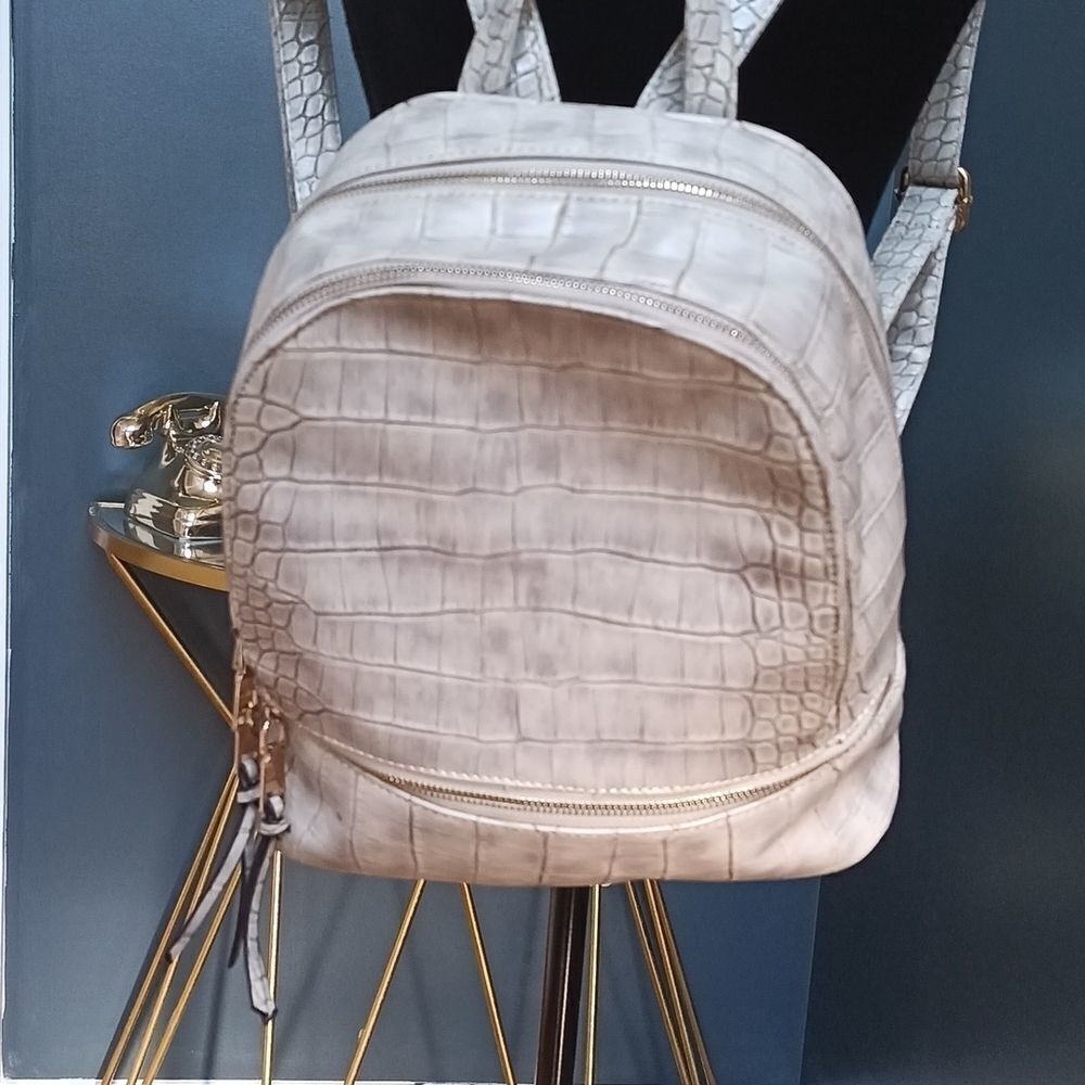 Snakeskin print backpack - Picture 2 of 2